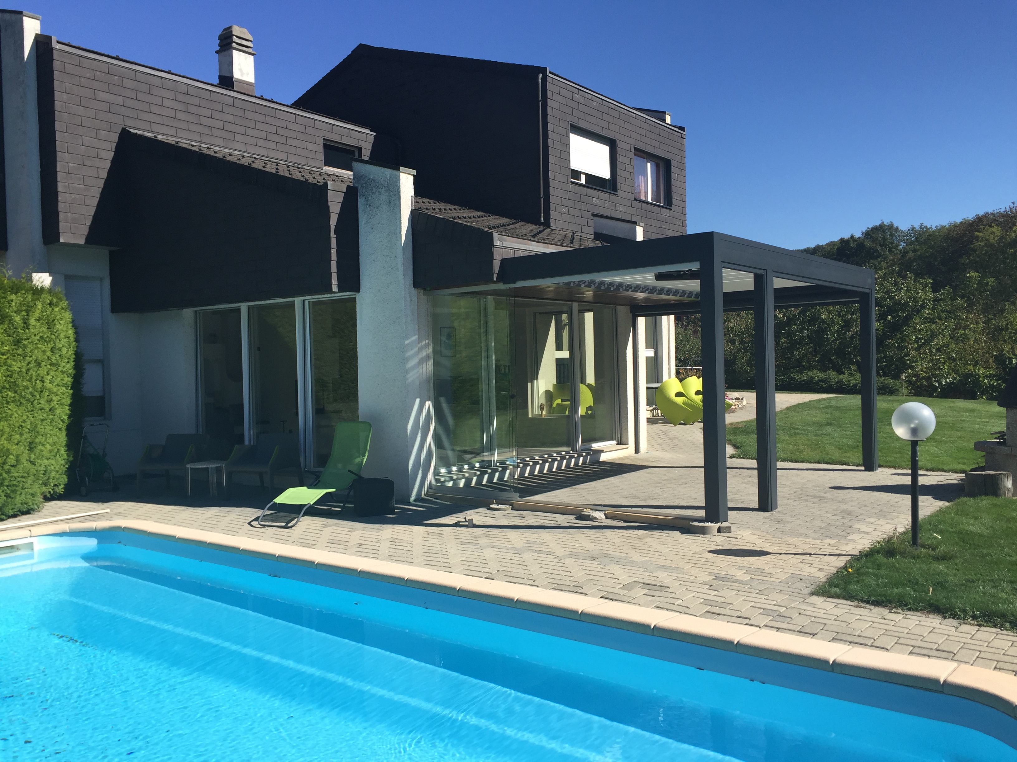 Pergola adossée à Sion
