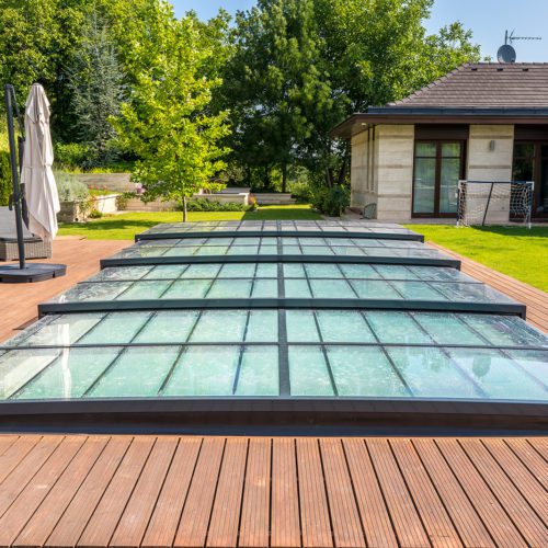 Abri de piscine plat Horizon 'super plat' fermé