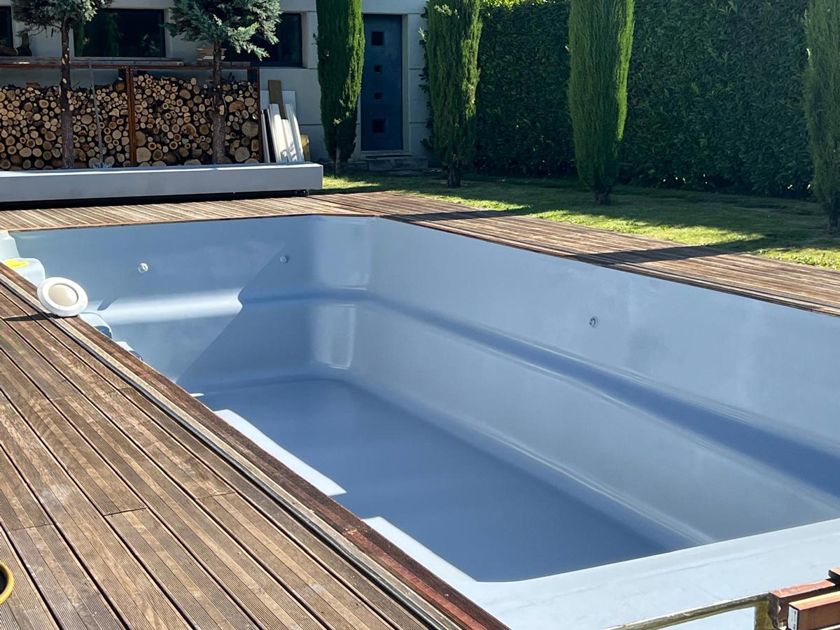 Rénovation de piscine à coque polyester